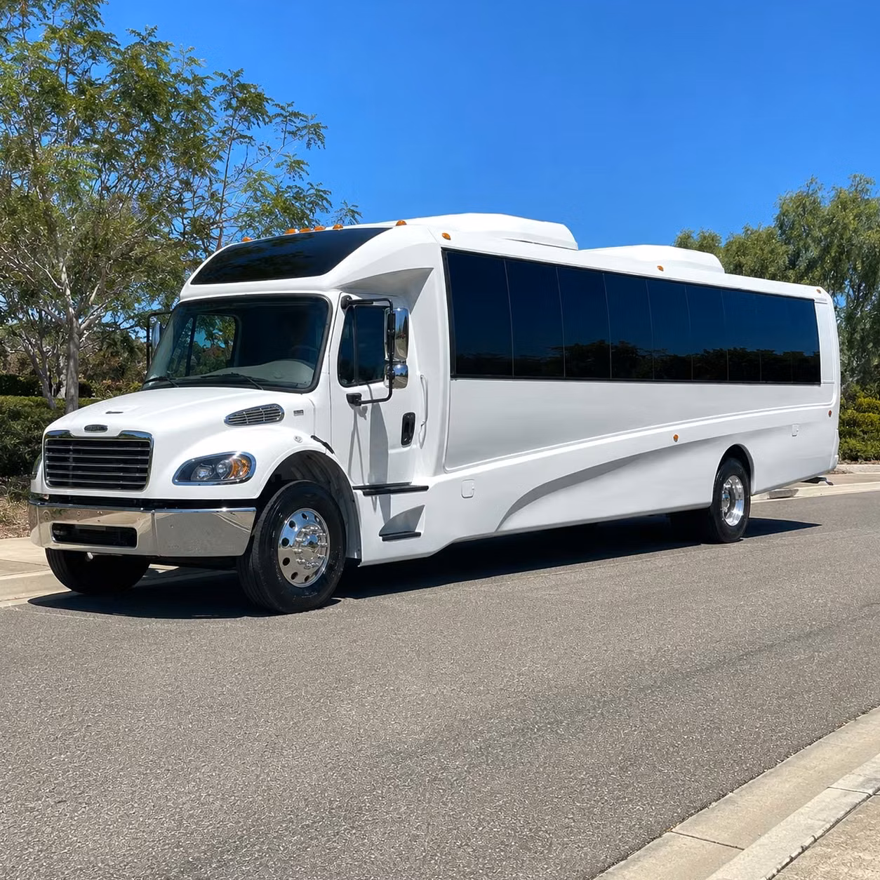 25 passenger minibus