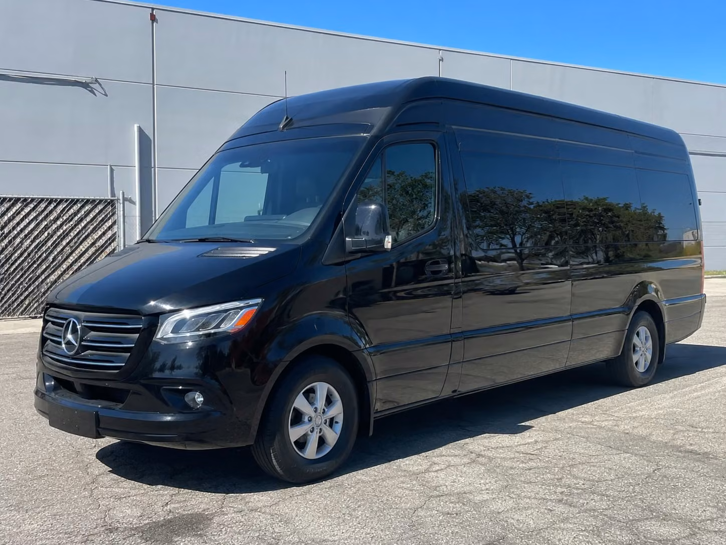 event transportation bus rentals in everett