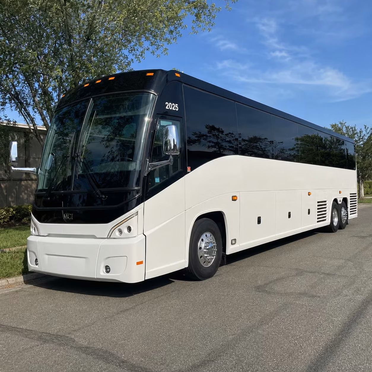 everett long distance charter bus rentals