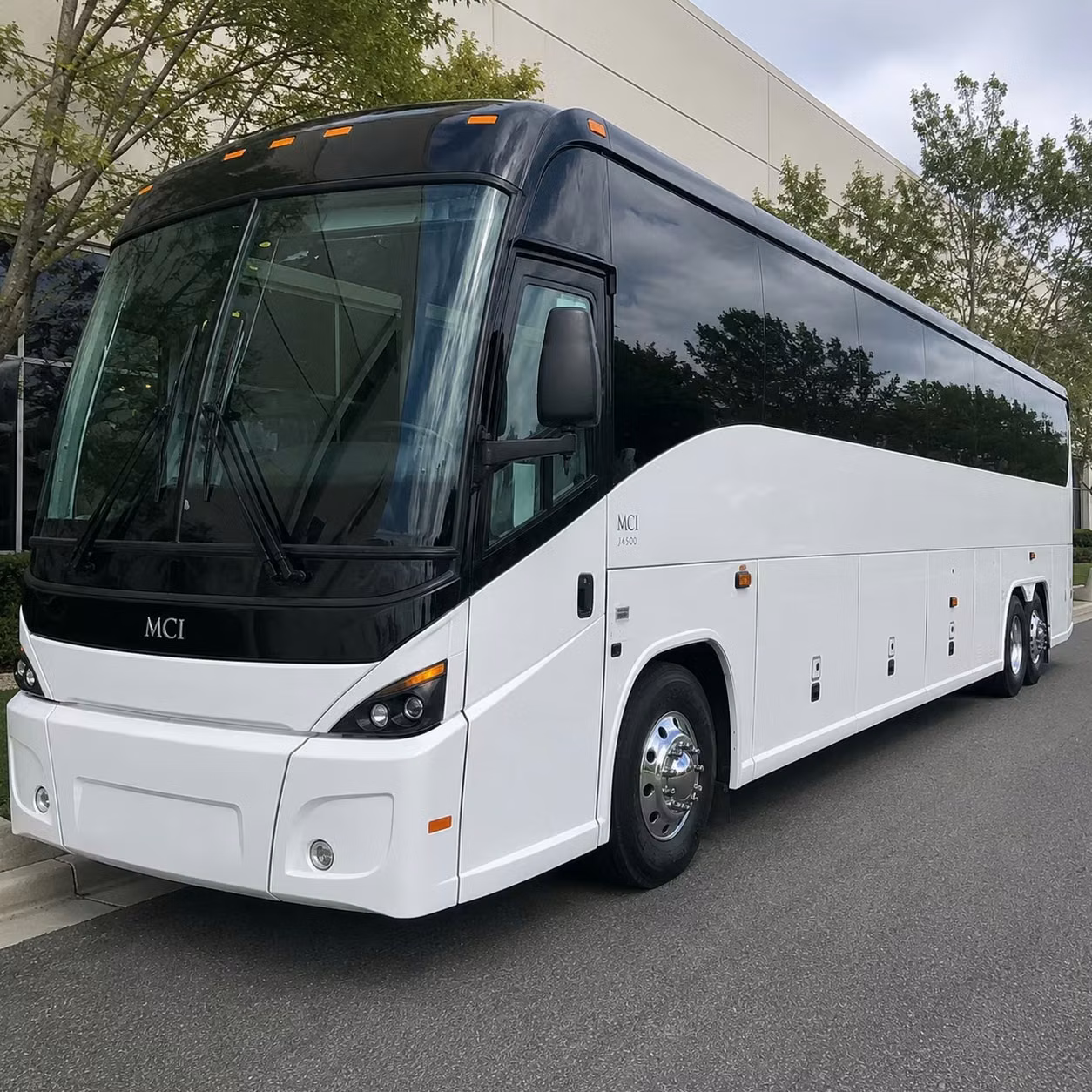 finding reliable airport transfers from everett to paine field and sea tac has never been easier