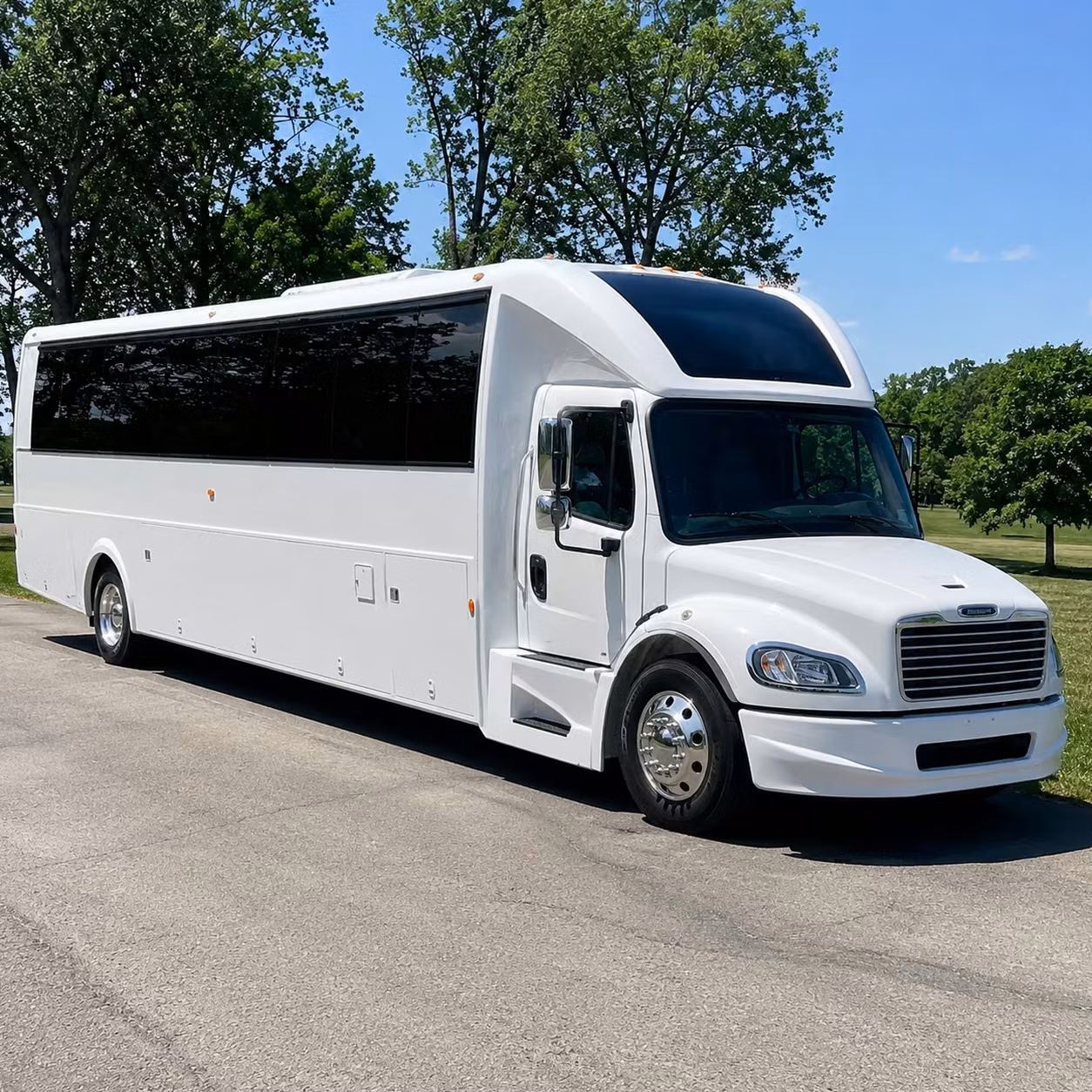 prom homecoming bus rentals in everett